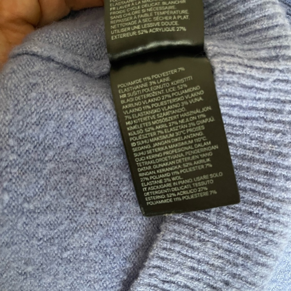 H&M Women's Sweater - Picture 6 of 6